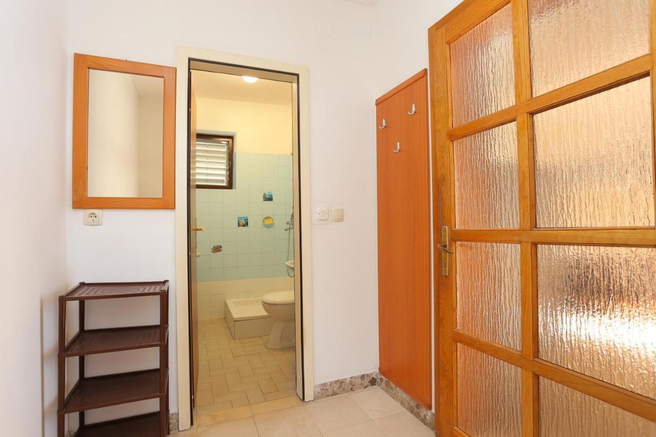 Apartments With A Parking Space Brela, Makarska - 18495 외부 사진