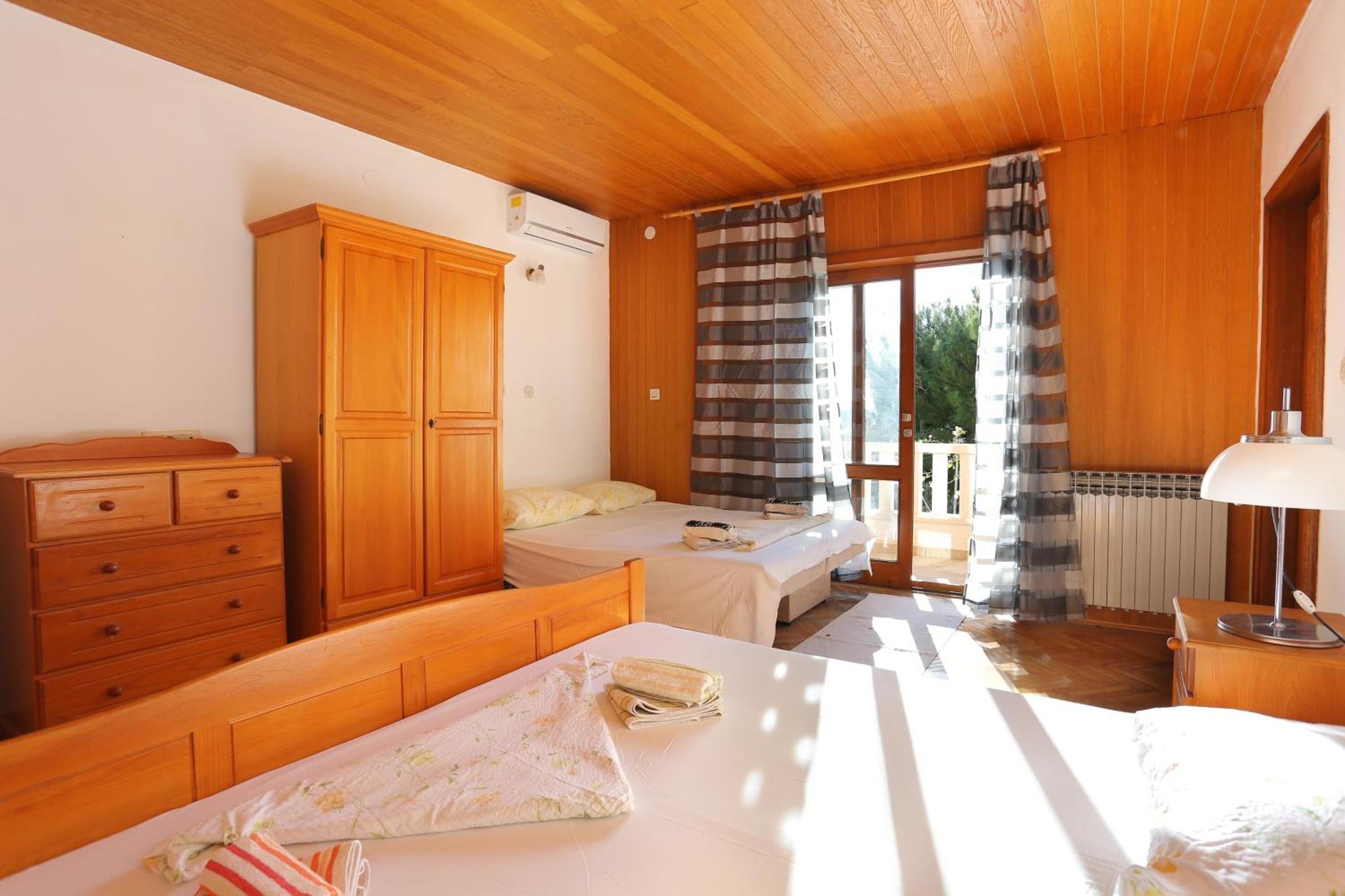 Apartments With A Parking Space Brela, Makarska - 18495 객실 사진